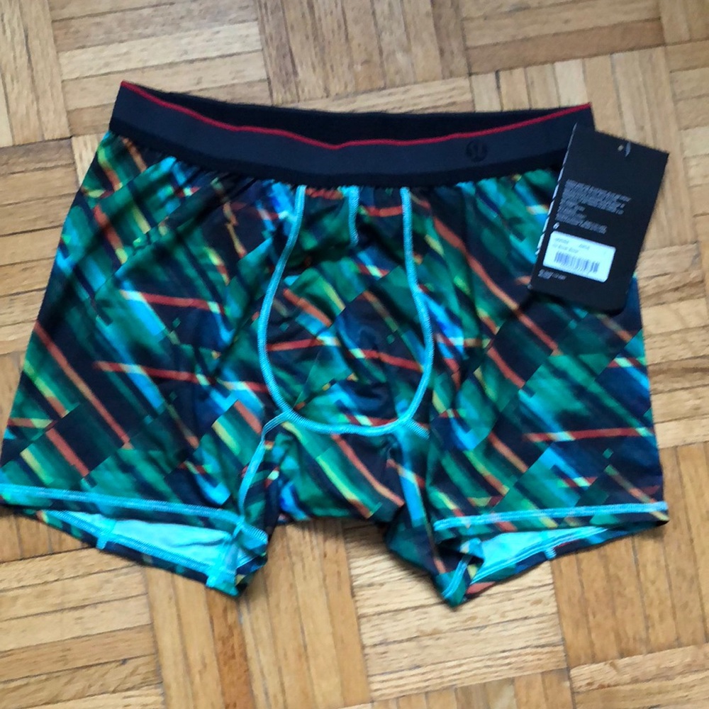 Men’s lululemon boxer shorts (NWT)
